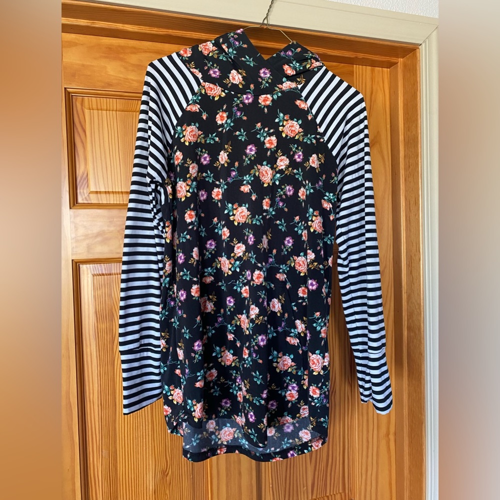 Lularoe hoodie, size medium